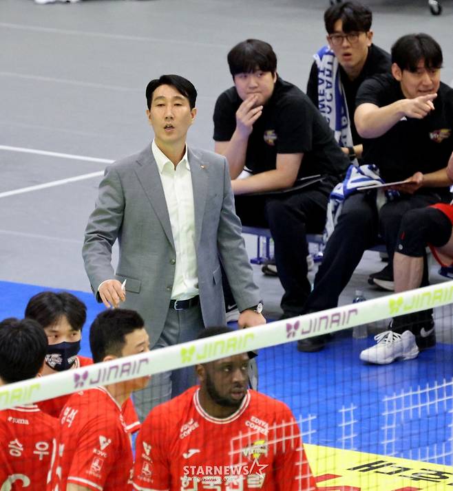 [한번에쓱]'셧아웃 한번 가자!' 한전 권영민 감독