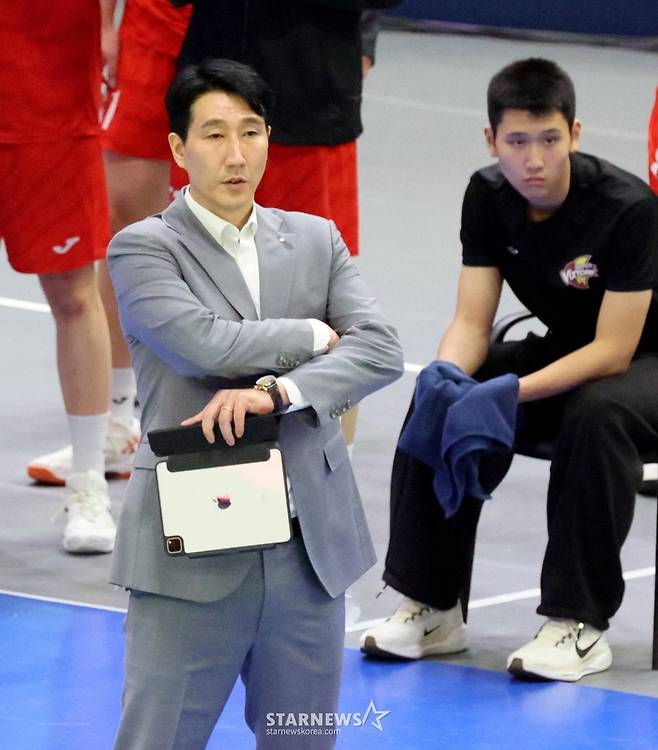 [한번에쓱]'셧아웃 한번 가자!' 한전 권영민 감독