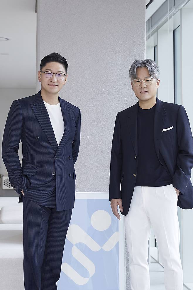 (왼쪽부터)탁영준, 장철혁 SM 공동 대표. 사진lSM엔터테인먼트