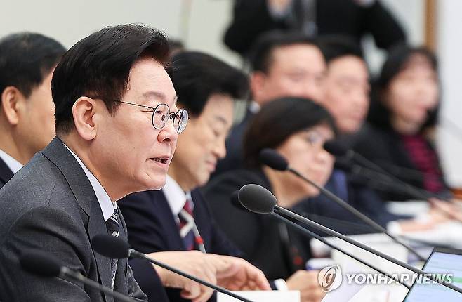 이재명 대통령, 국무회의 발언 (서울=연합뉴스) 김도훈 기자 = 이재명 대통령이 20일 청와대에서 열린 국무회의에서 발언하고 있다. 2026.1.20 [청와대통신사진기자단] superdoo82@yna.co.kr