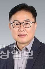 정안태씨(전 한국산업안전공단 국장·현 울산안전 대표이사)