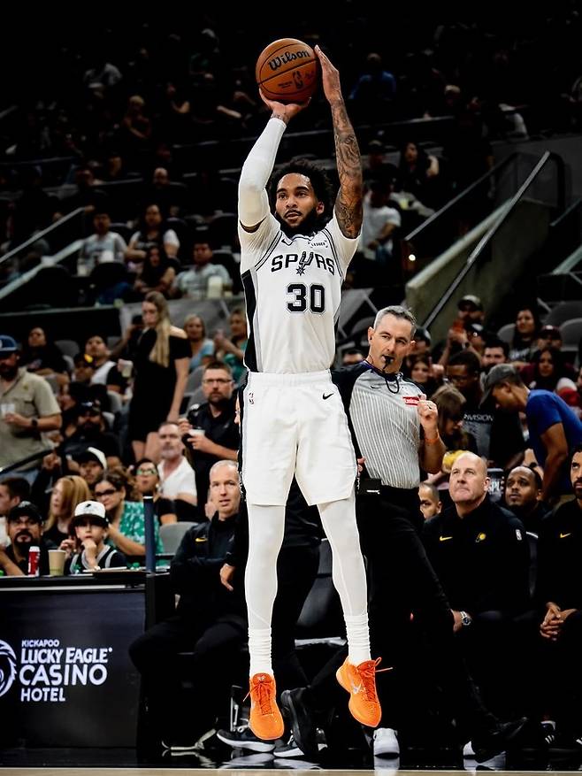 줄리안 챔패그니