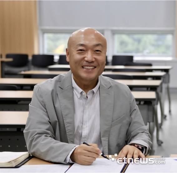 김수철 크리비즈 대표.
