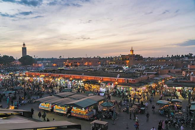 마라케시 제마엘프나 광장 수크재래시장(야시장) 모습. /비타투어 제공