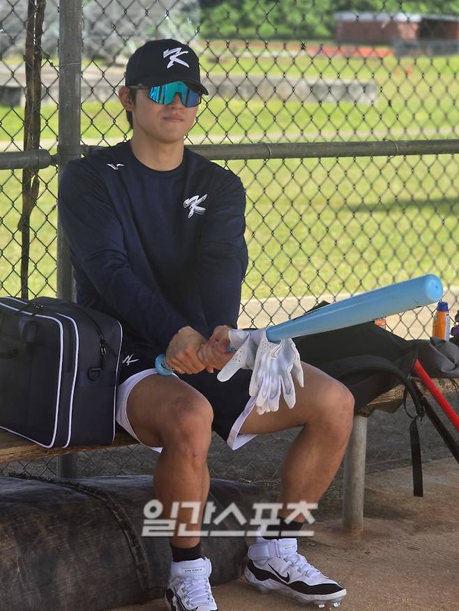 11일 사이판 올레아이 스포츠 콤플렉스에서 훈련 중인 김도영. 사이판=윤승재 기자