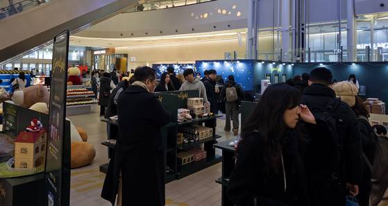 A pop-up store at the Lotte Jamsil in southern Seoul [CHO YONG-JUN]