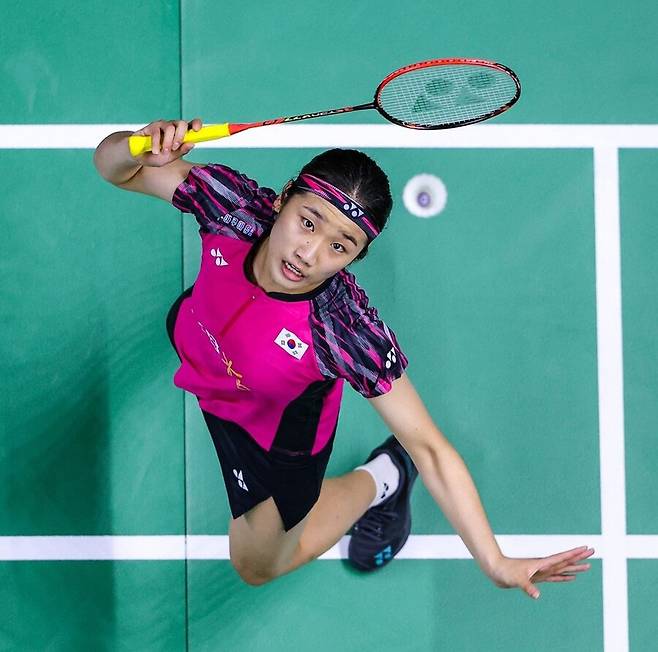 ▲ 흠 잡을 데 없는 현역 커리어를 쌓은 김동문 대한배드민턴협회장에게도 안세영(사진)은 놀라운 기인(奇人)이었다. "안세영은 사상 최고의 선수"라며 혀를 내둘렀다. ⓒ 세계배드민턴연맹(BWF) 인스타그램 갈무리