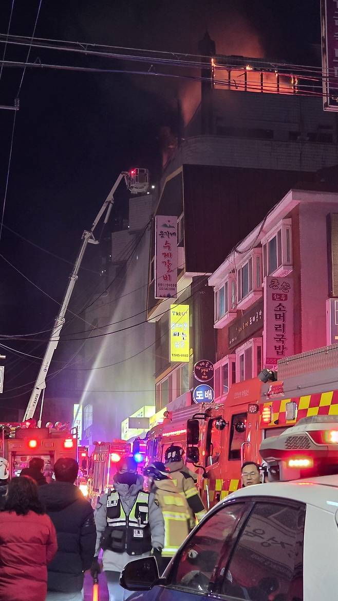 ▲ 인천 계양구 상가 건물 화재 현장. /사진제공=독자