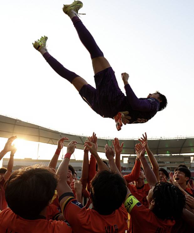 韓 상대 2-0 승리, 사우디 1-0 완벽 제압, 무슨 소용이야→전부 중국에 와르르...中 자신감 하늘 찌른다 각 조 최강 꺾어봤어