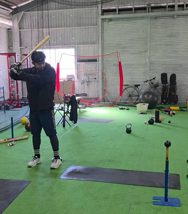 일본에서 훈련하는 송승환. 송승환 SNS