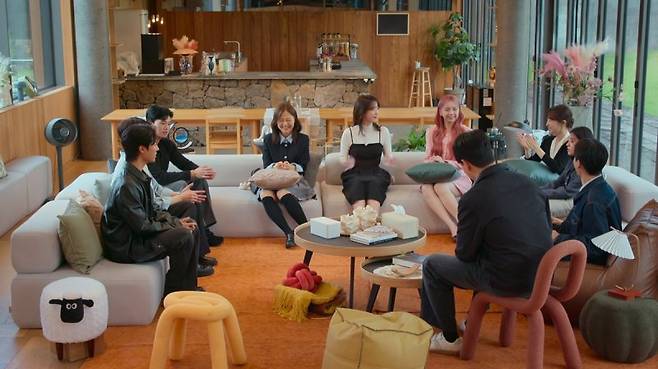 '모태솔로지만 연애는 하고 싶어'의 한 장면. 넷플릭스