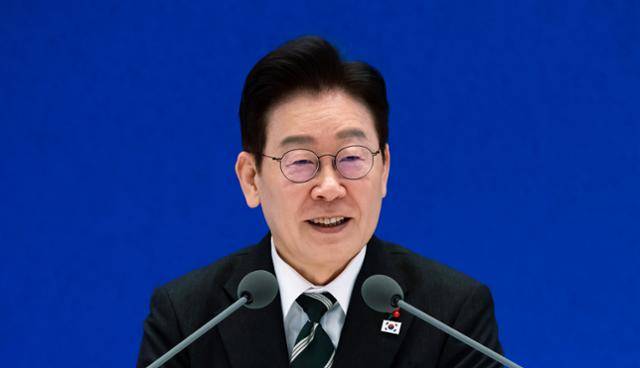 이재명 대통령이 21일 오전 청와대 영빈관에서 열린 2026 신년 기자회견 '함께 이루는 대전환, 모두 누리는 대도약'에서 발언하고 있다. 왕태석 선임기자