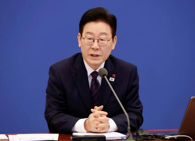 이재명 대통령이 22일 청와대에서 열린 수석보좌관회의에서 발언하고 있다.