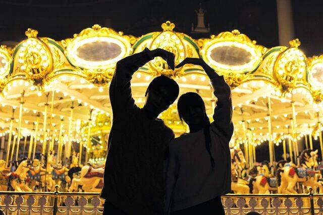 롯데월드 어드벤처가 화이트데이인 3월 14일 밤 오직 한 커플만을 위해 운영된다. 오는 24일부터 2월 22일까지 진행되는 ‘FOREVER MOMENTS on White day’ 경품 행사에서 추첨으로 당첨자를 선정한다. 롯데월드 제공