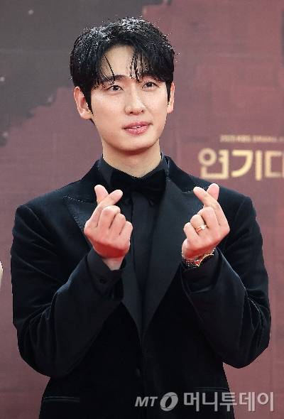 배우 윤박(38)과 모델 김수빈(32) 부부가 부모가 됐다./사진=머니투데이