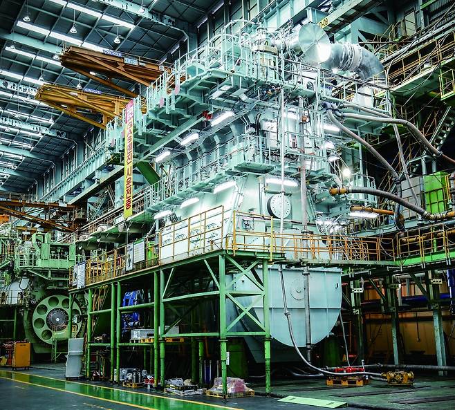 한화엔진 창원공장 내부 전경. [한화엔진 제공]