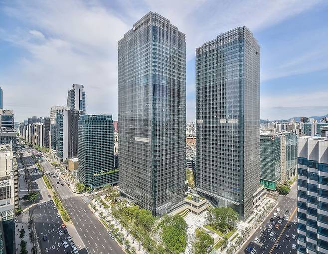 [서울=뉴시스] 서울 강남구 '센터필드' 빌딩 외관. (사진=이화여대 제공) 2025.11.27. photo@newsis.com *재판매 및 DB 금지