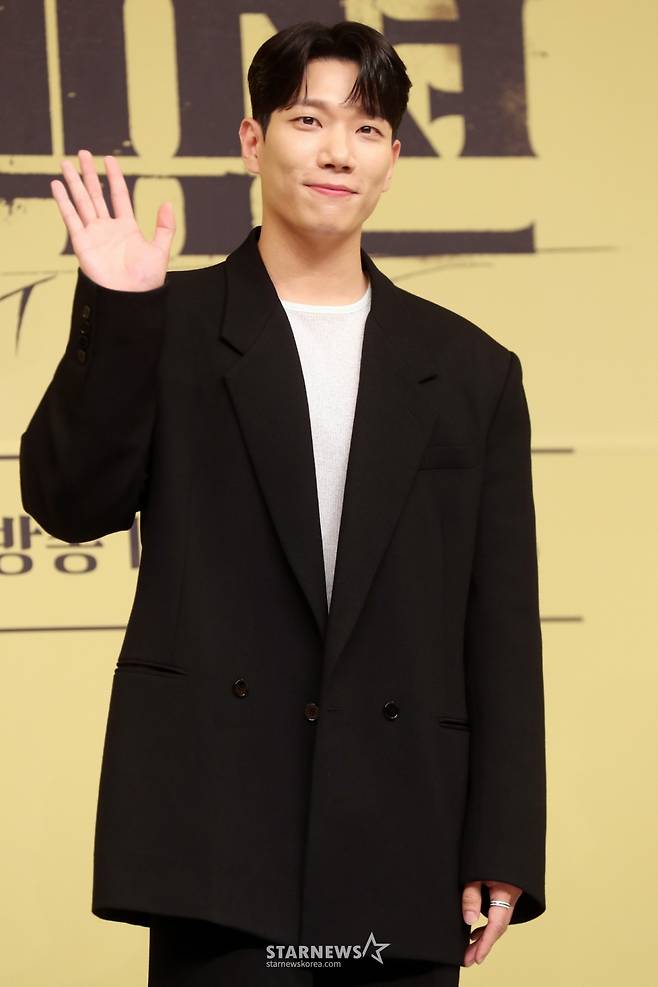 [단독]김경남, 한석규→윤계상과 나란히..넷플릭스 '괸당' 출연