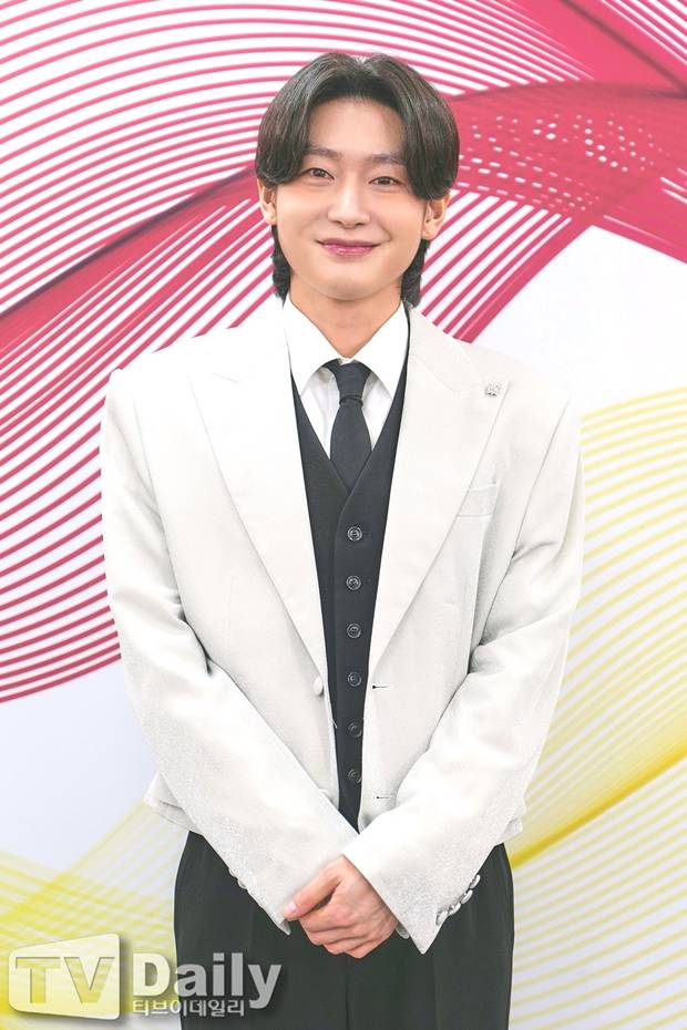 김용빈