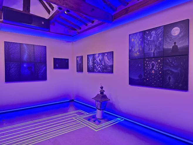 '시인 윤동주, 그리고·쓰고·노래하다' 전시 전경 [갤러리 모나리자산촌 제공. 재판매 및 DB 금지]