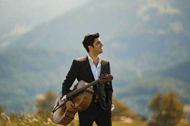 첼리스트 키안 솔타니