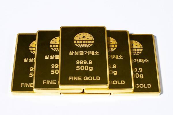 국제 금값이 장중 한때 4900달러선을 돌파하며 강세를 이어갔다. [출처=삼성금거래소]