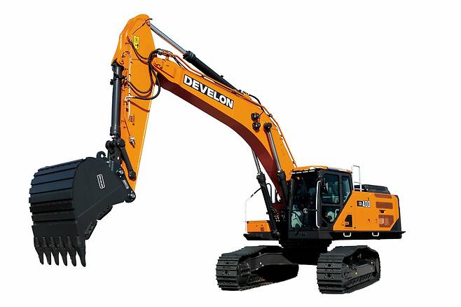 HD건설기계의 디벨론 40톤(t)급 스마트 굴착기 DX400. /HD건설기계 제공