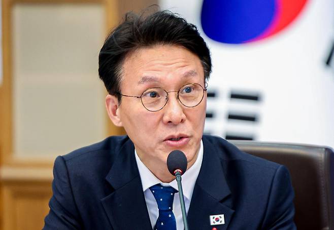 김민석 국무총리가 20일 청와대에서 열린 국무회의에서 발언을 하고 있다. 뉴시스