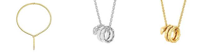 왼쪽부터 세르펜티 바이퍼 네크리스, 세르펜티 바이퍼 펜던트 네크리스 화이트 골드 버전, 세르펜티 바이퍼 미니 펜던트 네크리스 옐로 골드 버전. 세르펜티 바이퍼 네크리스는 뱀의 형상을 네크리스로 풀어냈다. 사진 불가리