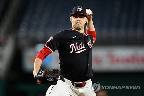 '5승 투수에 유망주 5명?' 텍사스가 고어를 원한 이유...구종 하나 추가하면 정상급