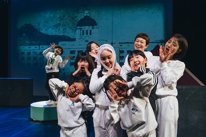 ‘이상한어린이연극-오감도’의 2025년 공연 장면. 아이들이 직접 공연제작에 참여한 것이 특징이다. [종로구]