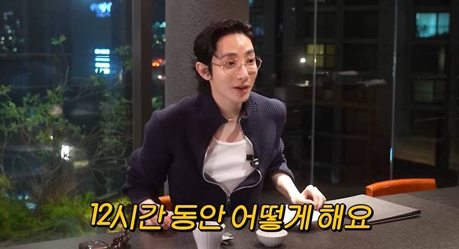 이수혁이 지난해 8월 중국 팬미팅에서 불거진 혹사 논란을 일축했다. /사진=홍진경 유튜브 갈무리