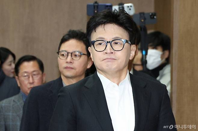 (서울=뉴스1) 신웅수 기자 = 한동훈 전 국민의힘 대표가 14일 서울 여의도 국회 소통관에서 당 윤리위원회 제명 결정과 관련한 기자회견에 참석하고 있다. 2026.1.14/뉴스1  Copyright (C) 뉴스1. All rights reserved. 무단 전재 및 재배포,  AI학습 이용 금지. /사진=(서울=뉴스1) 신웅수 기자