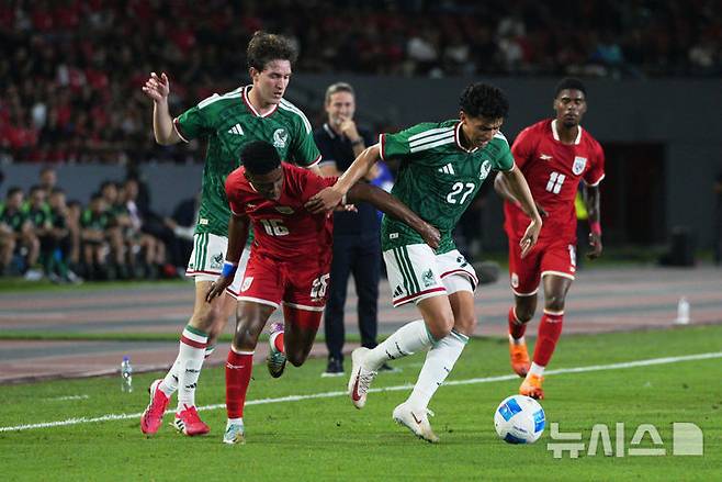 [파나마시티=AP/뉴시스] 멕시코 축구 대표팀의 리처드 라데스마. 2026.01.22. photo@newsis.com