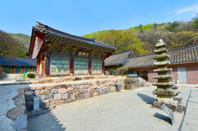 안성 청원사 대웅전. 사진 제공 = 안성시