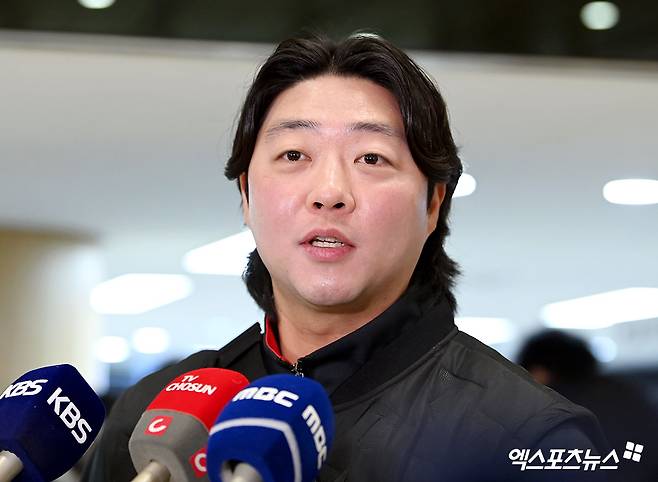 K-9 자주포 한 대면 될 것 같다→솔직히 속상했다 김범수의 고백, 왜? [김포공항 인터뷰]