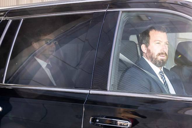 작년 4월 미국 연방법원 건물을 빠져나가는 마크 저커버그 메타 CEO 탑승 차량  [AFP 연합뉴스 자료사진. 게티이미지. 재판매 및 DB 금지]