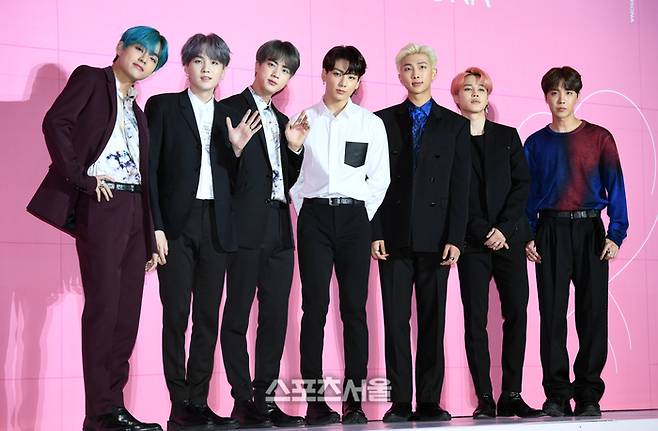 ‘진격의 방탄’, BTS…신보 ‘아리랑’ 선주문 400만장 돌파