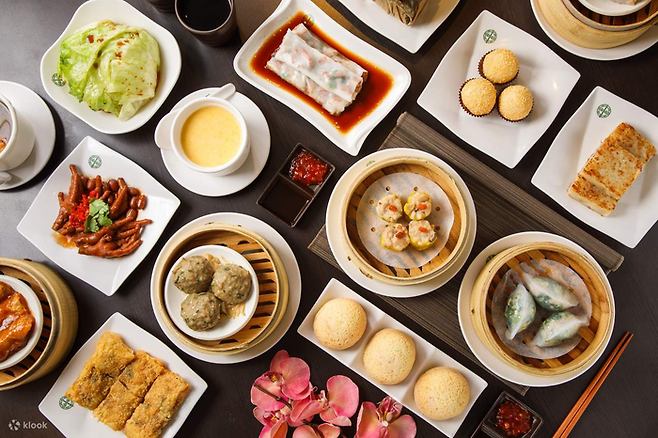 졸리비 그룹이 인수한 딤섬 레스토랑 팀호완. 한국에도 진출해 있다.