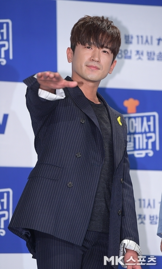 신화 이민우가 결혼 후 처음 맞닥뜨린 가족 간 갈등을 공개한다.사진=천정환 기자