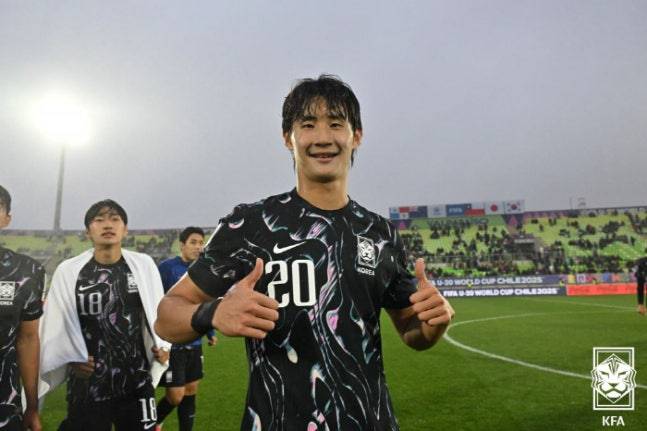 '흑역사' 이민성호, 10명 뛰는 '흑마술' 김상식 베트남에 끝내 승부차기 돌입