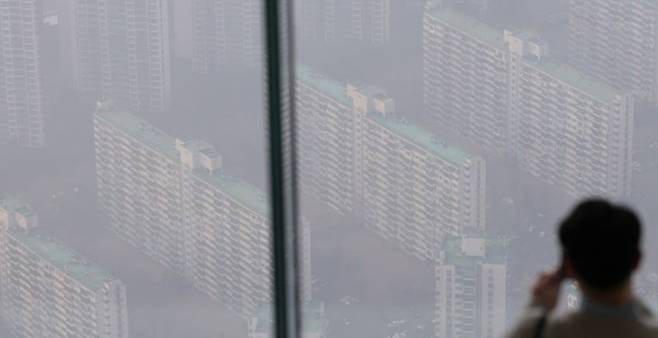 ‘조금만 더 기다리자’던 관망 전략이 부담으로 돌아왔다는 목소리가 현장에서 나온다. 뉴스1