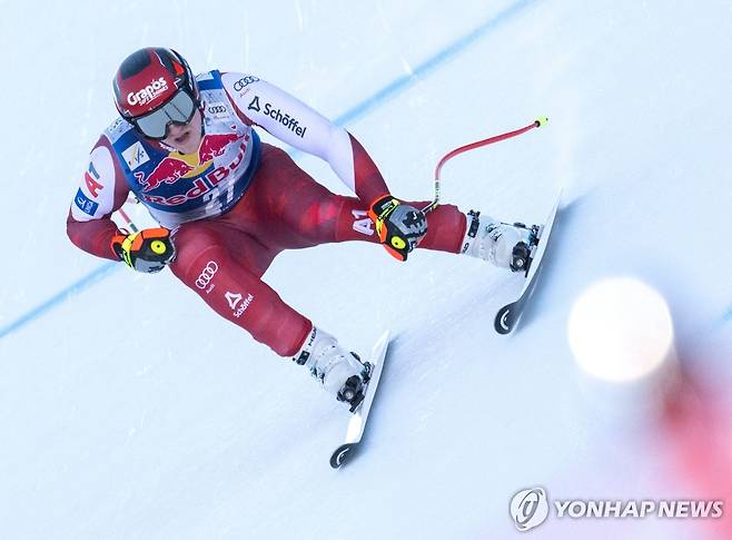 남자 활강 슈테판 바빈스키(오스트리아)의 경기 모습. [AFP=연합뉴스]