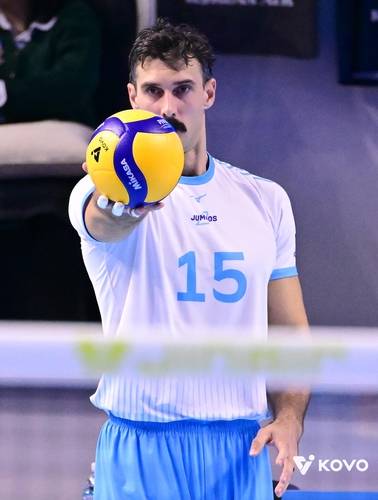 서브 준비하는 대한항공의 러셀 [한국배구연맹 제공. 재판매 및 DB 금지]