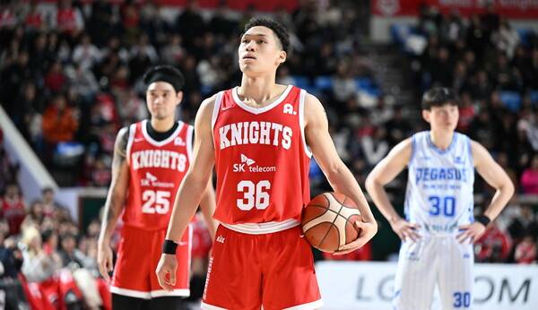 SK 나이츠의 새내기 선수 에디 다니엘. KBL 제공