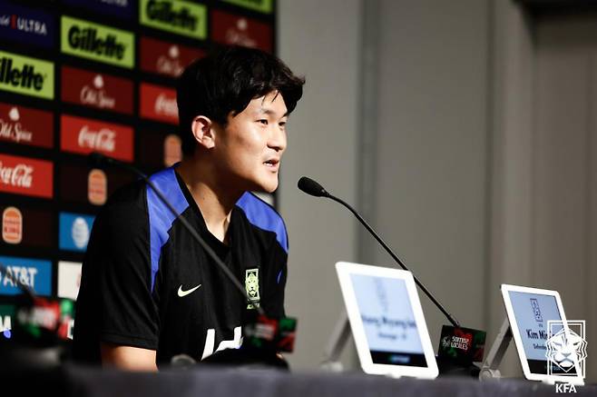 대한민국 축구 국가대표팀 김민재가 지난해 9월(한국시각) 미국 테네시주 내슈빌의 지오디스파크에서 열린 멕시코와의 친선경기 공식 기자회견에서 취재진 질문에 답하고 있다. /사진=뉴스1
