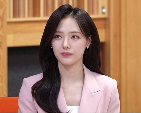'뉴진스 민지 닮은꼴' 박효진 아나운서, 전현무도 반한 KBS 새 얼굴 ('사당귀')
