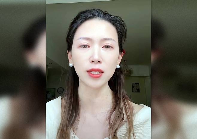 중국 허난성에 거주하는 니우 나가 더우인에 게시한 사과 영상 화면. 법원 판결에 따라 15일간 공개 사과 영상을 올리고 있지만, 해당 계정은 현재 외부에서 접속이 제한된 상태다. 더우인 영상 캡처