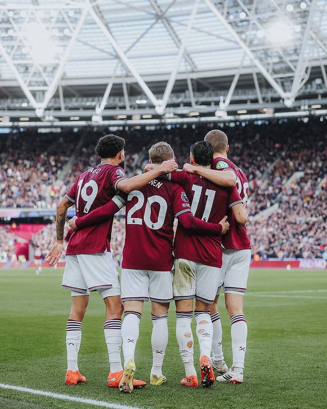 예측불허 EPL 강등권 싸움…웨스트햄 2연승, 번리는 3연속 무승부, 울버햄턴만 제자리걸음