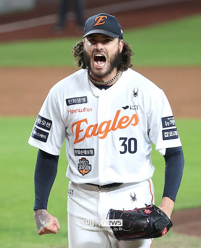 ▲ 지난해 KBO리그에서 경력을 완전히 역전시킨 폰세는 토론토와 3년 3000만 달러에 계약하며 성공적인 미국 복귀를 이뤘다 ⓒ곽혜미 기자